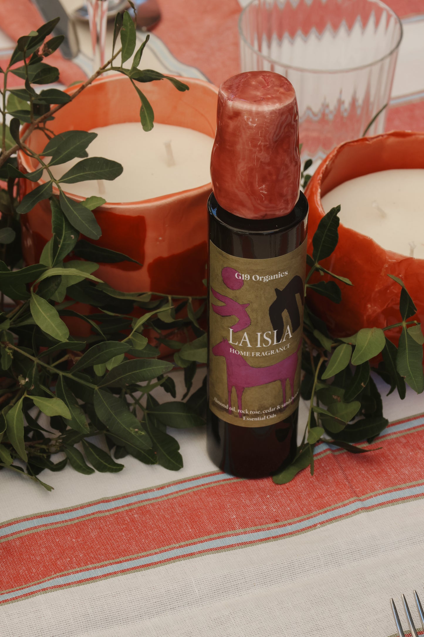 LA ISLA | Almond Oil, Rock Rose, Cedar & Sandalwood Home Fragrance