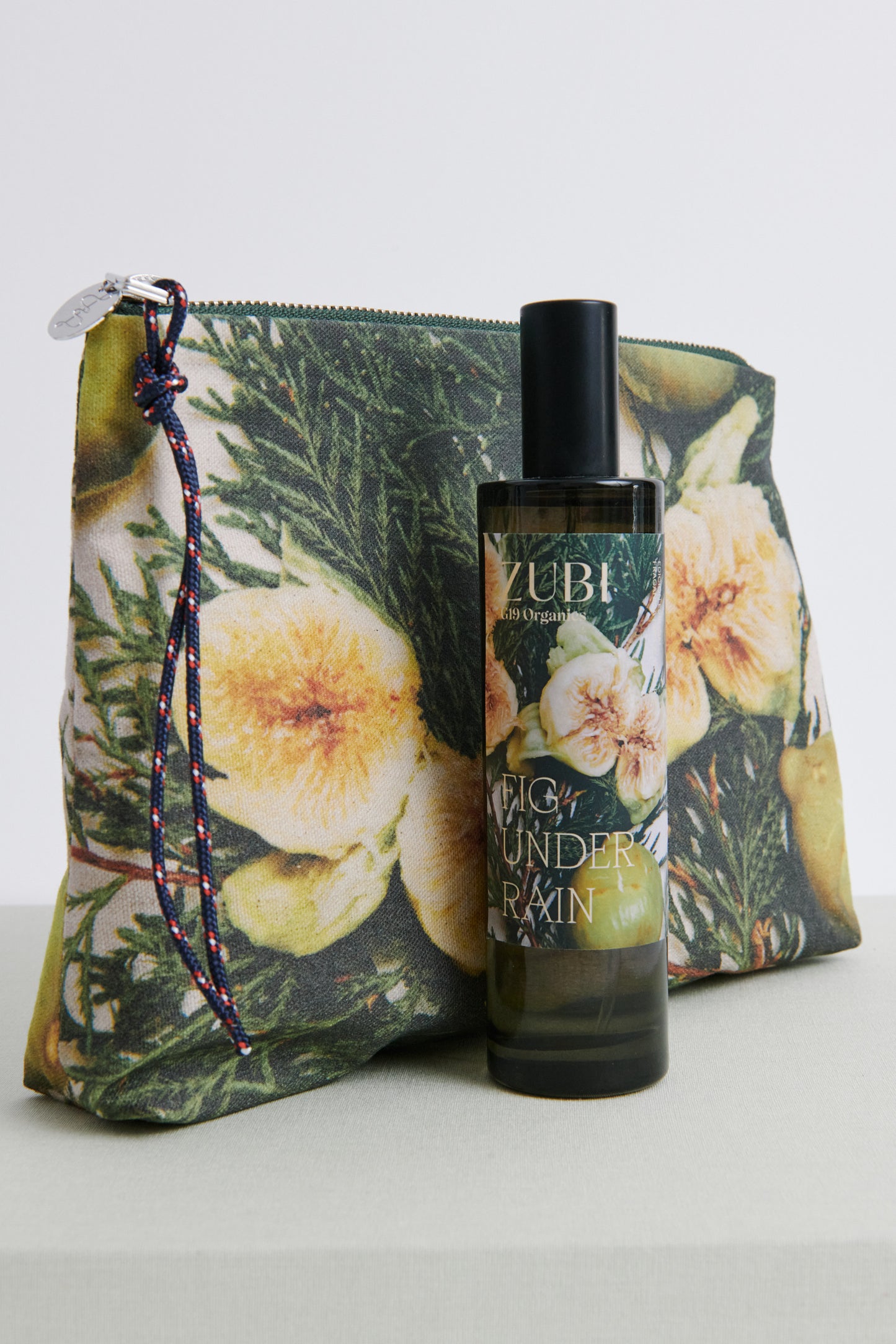 G19 x ZUBI Pack Fig Under Rain